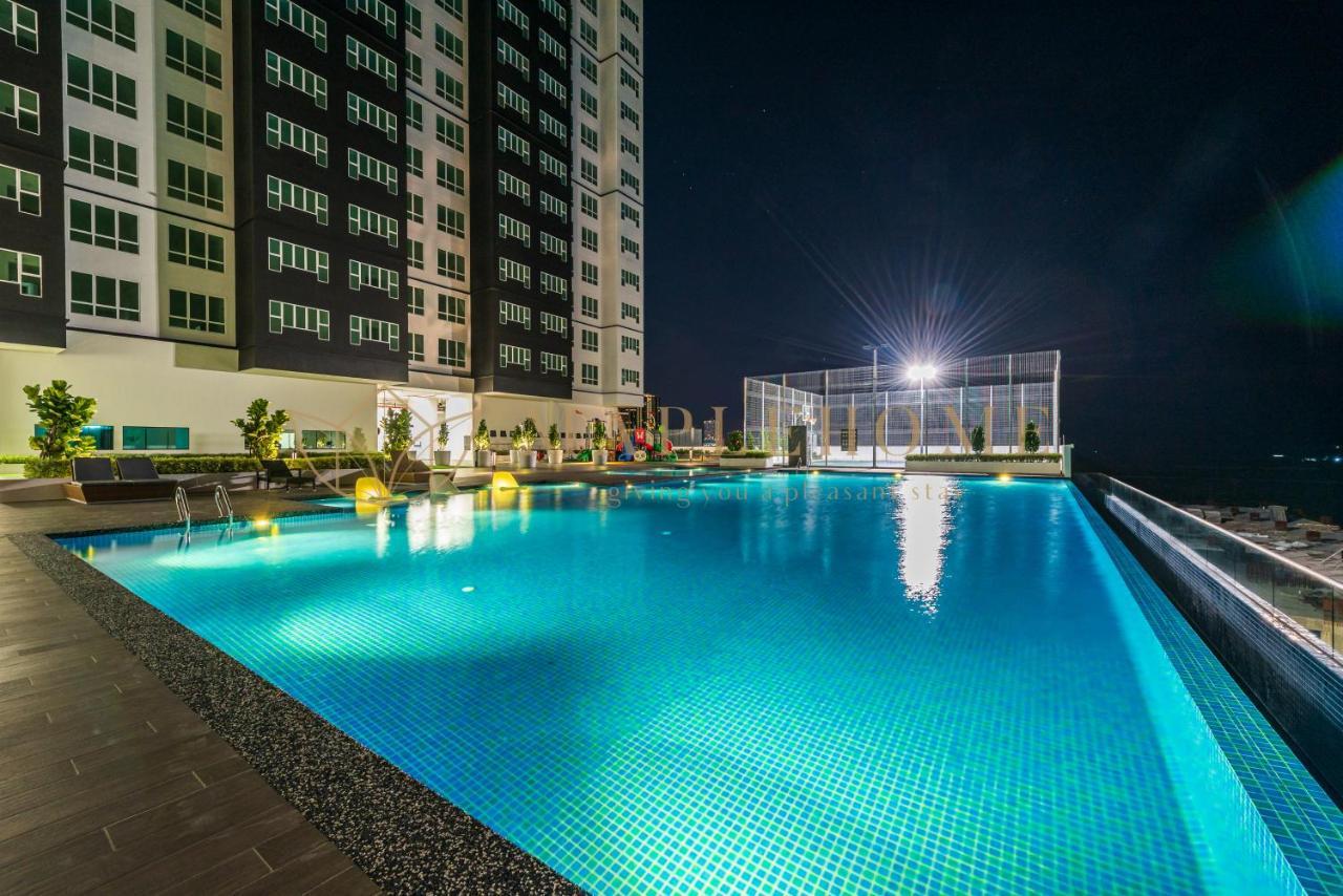Amber Cove Premier Suites Melaka Zewnętrze zdjęcie