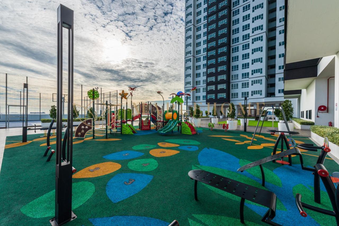 Amber Cove Premier Suites Melaka Zewnętrze zdjęcie