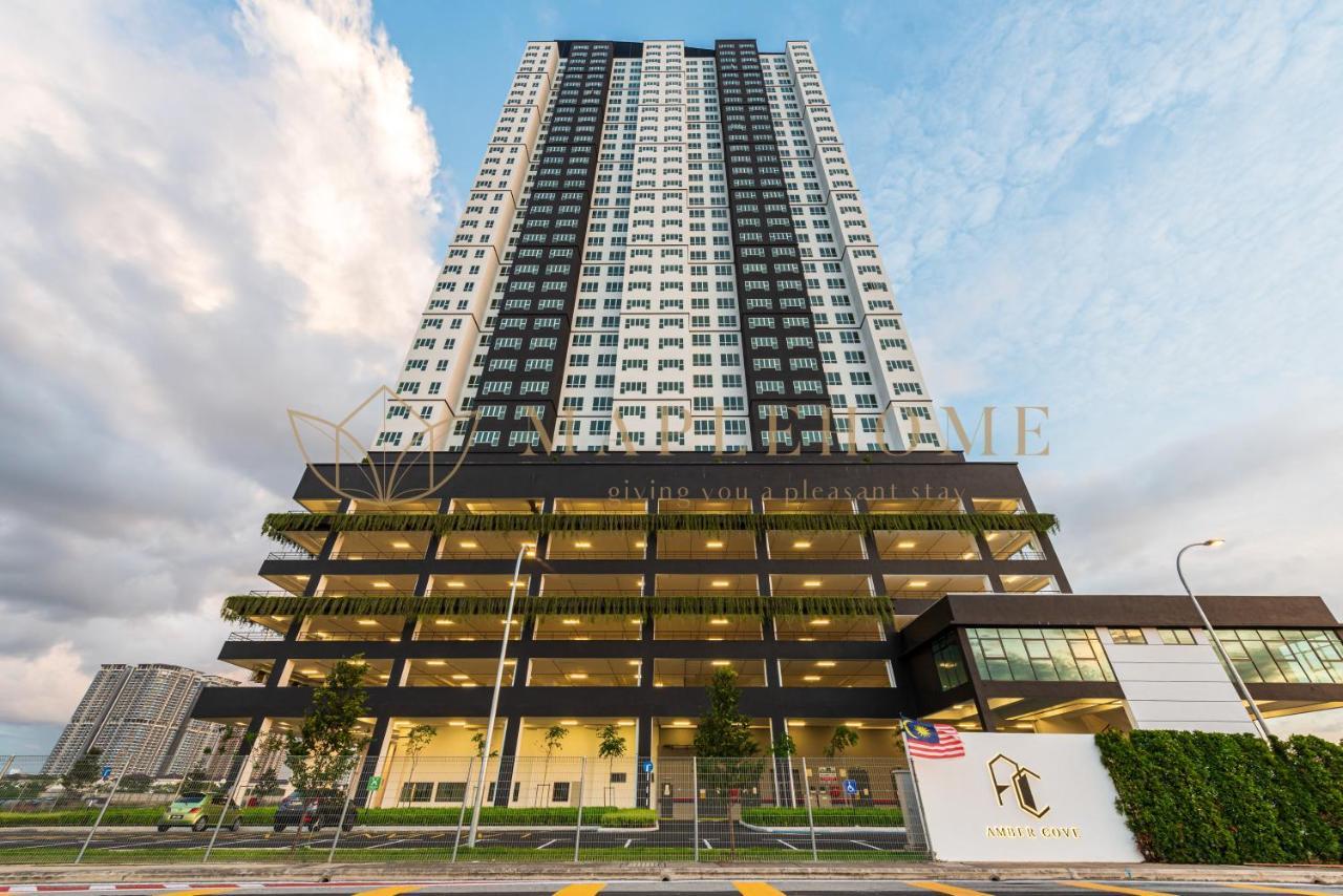 Amber Cove Premier Suites Melaka Zewnętrze zdjęcie